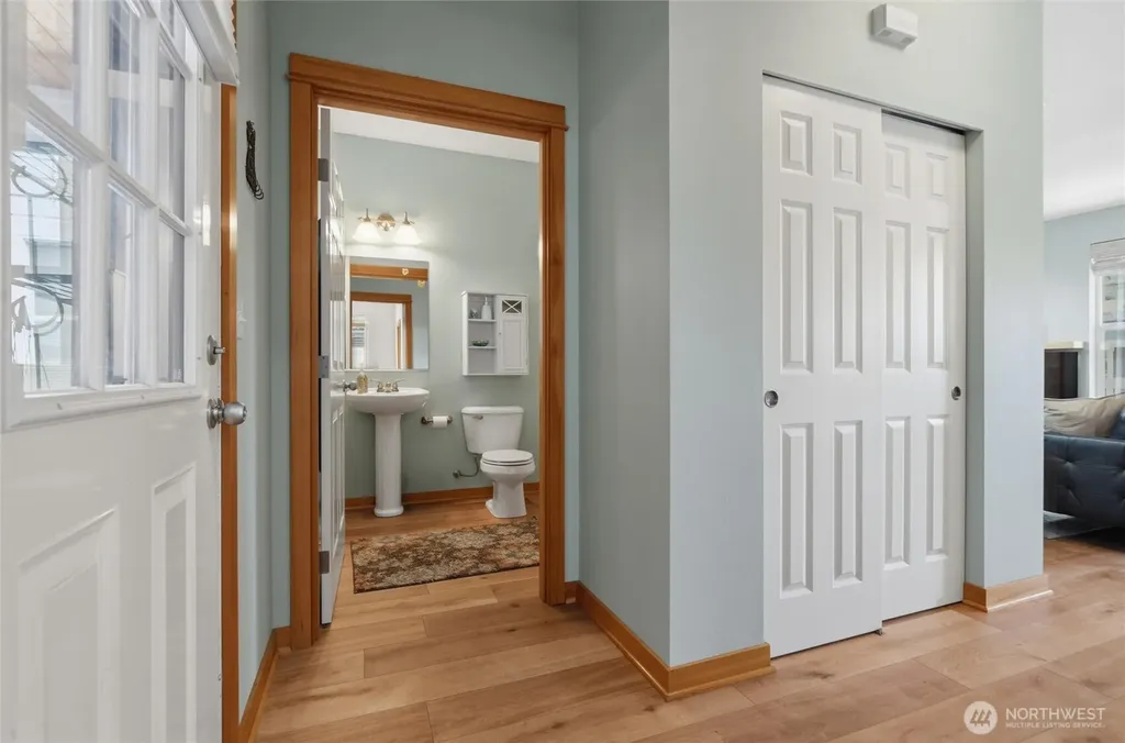 104 NE Whimbrel Lane Poulsbo WA 98370