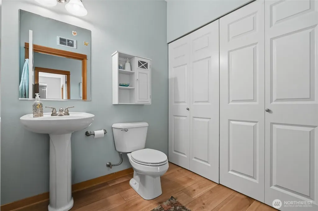 104 NE Whimbrel Lane Poulsbo WA 98370