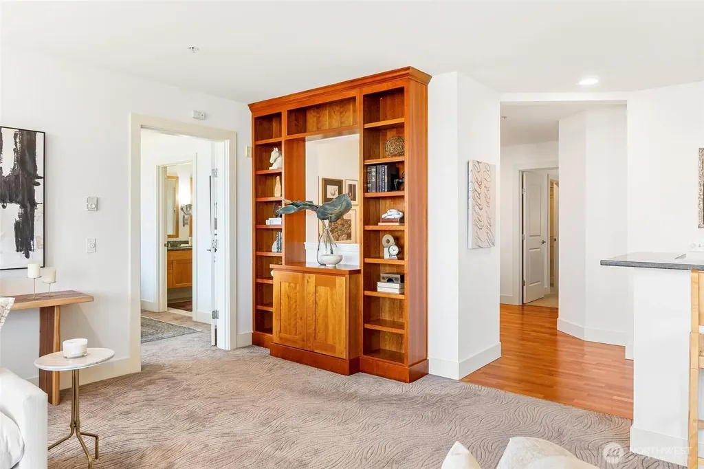 65 Pine Street Edmonds WA 98020