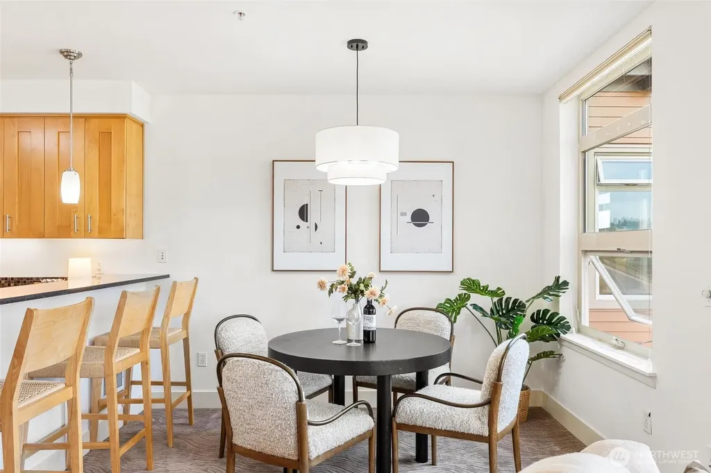 65 Pine Street Edmonds WA 98020