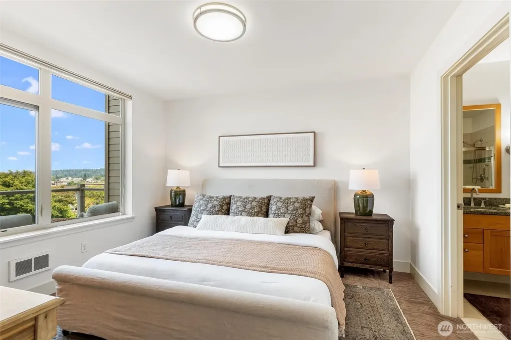 65 Pine Street Edmonds WA 98020