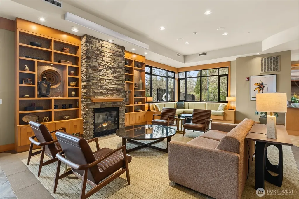 65 Pine Street Edmonds WA 98020
