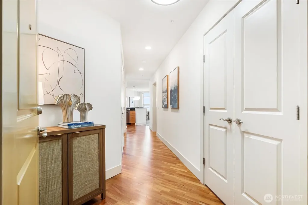 65 Pine Street Edmonds WA 98020