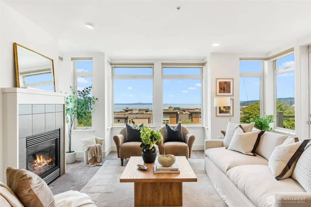 65 Pine Street Edmonds WA 98020