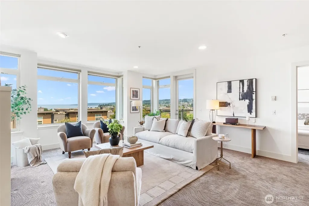 65 Pine Street Edmonds WA 98020