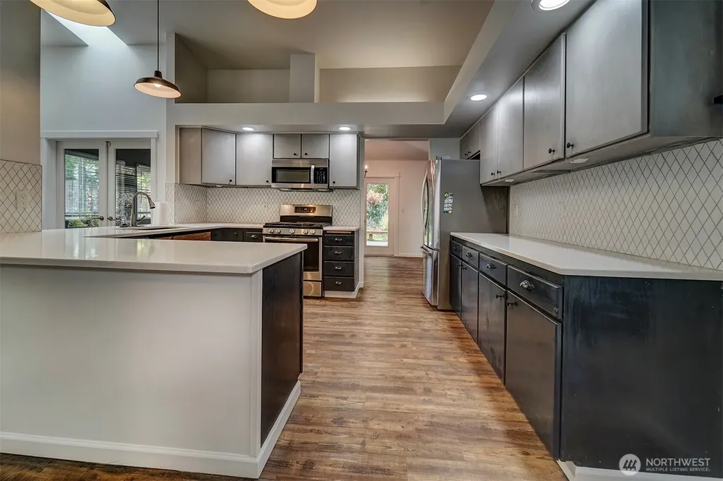 19460 23rd Avenue NE Poulsbo WA 98370