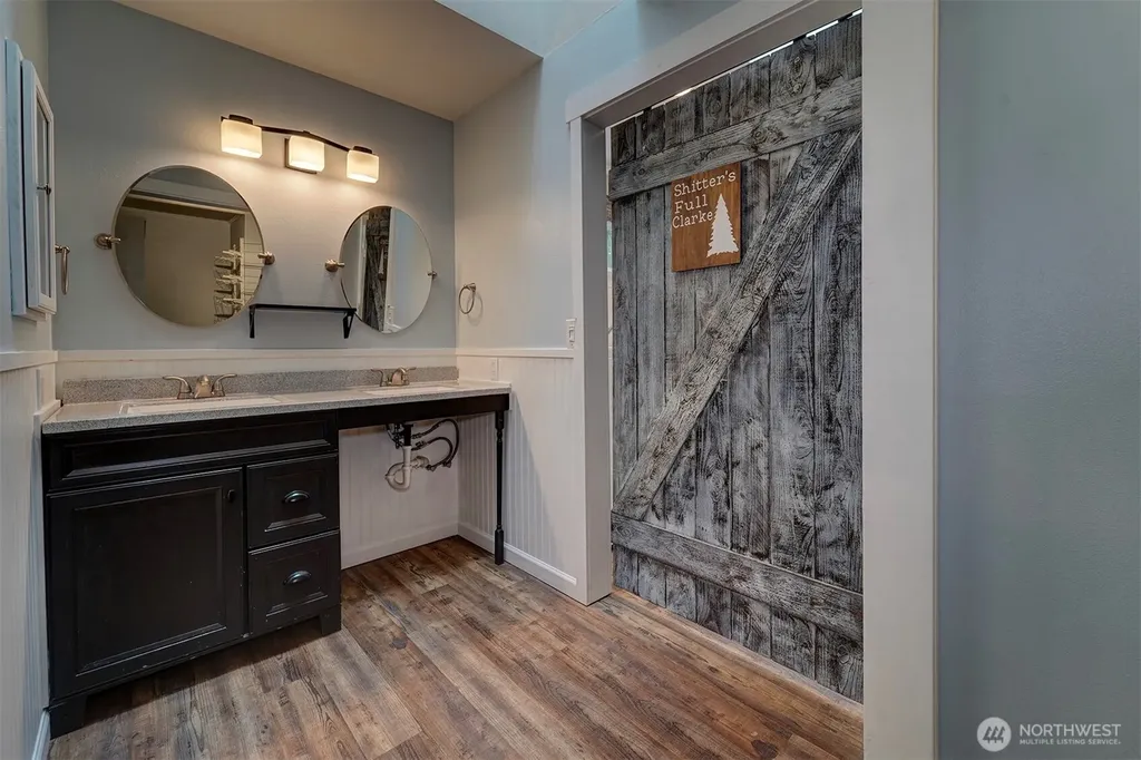 19460 23rd Avenue NE Poulsbo WA 98370