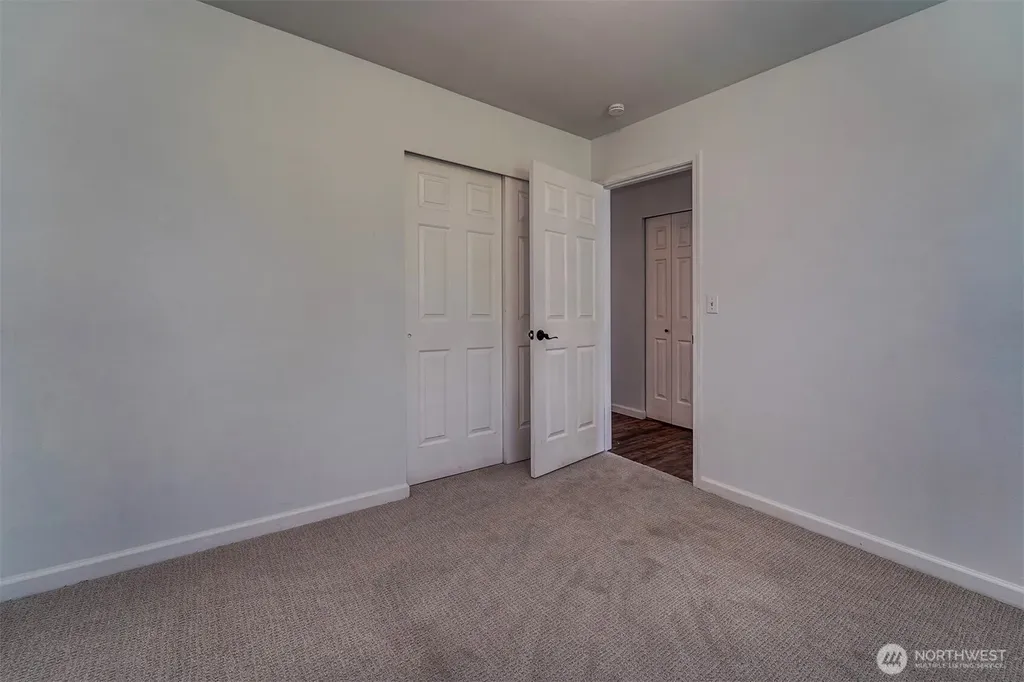 19460 23rd Avenue NE Poulsbo WA 98370