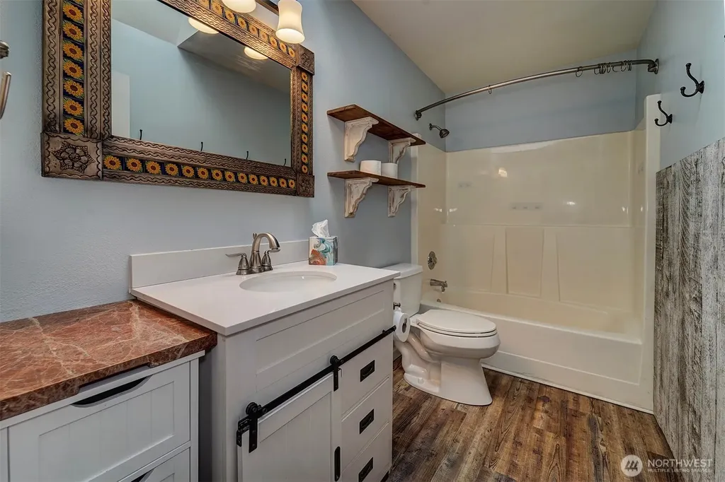 19460 23rd Avenue NE Poulsbo WA 98370