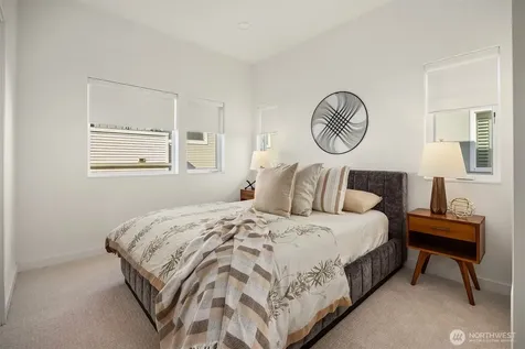 12526 15th Avenue NE Seattle WA 98125