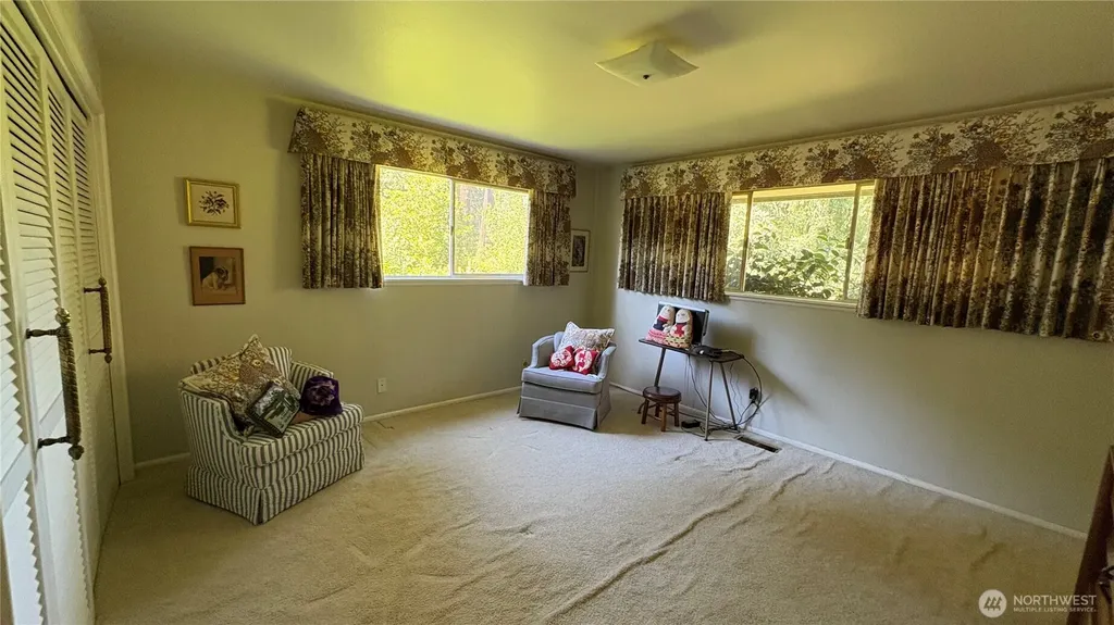 10 Forest Glen Lane SW Lakewood WA 98498