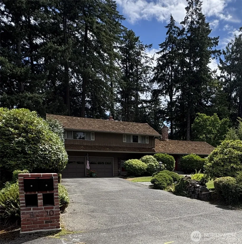 10 Forest Glen Lane SW Lakewood WA 98498