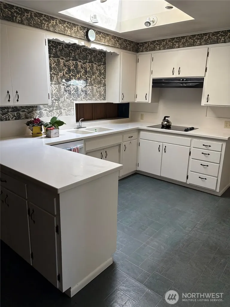 10 Forest Glen Lane SW Lakewood WA 98498