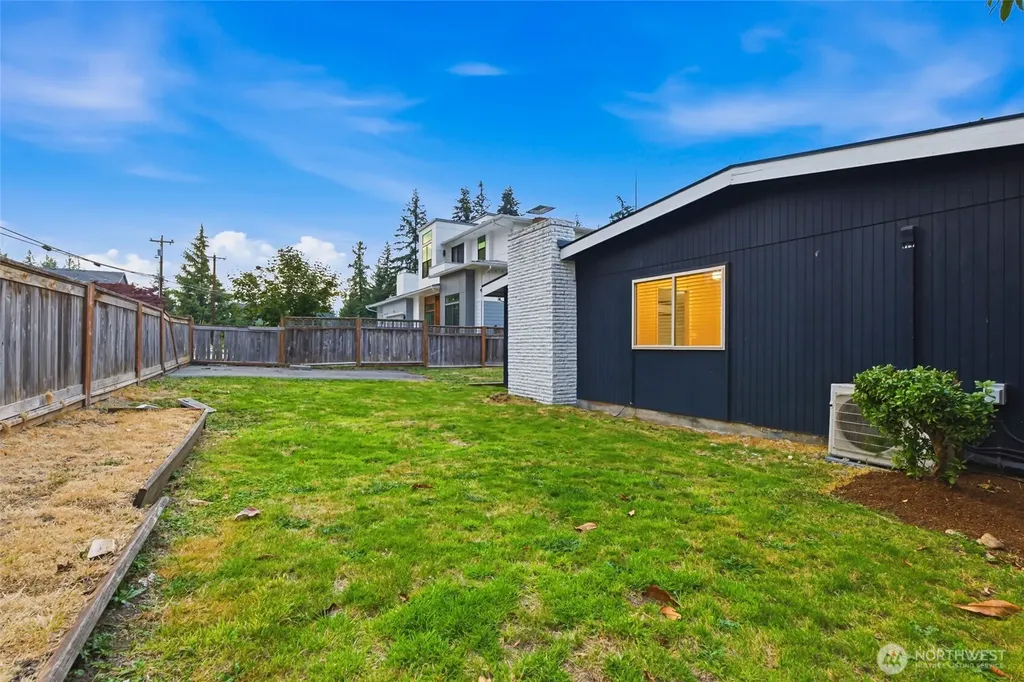 101 161st Street SE Bothell WA 98012