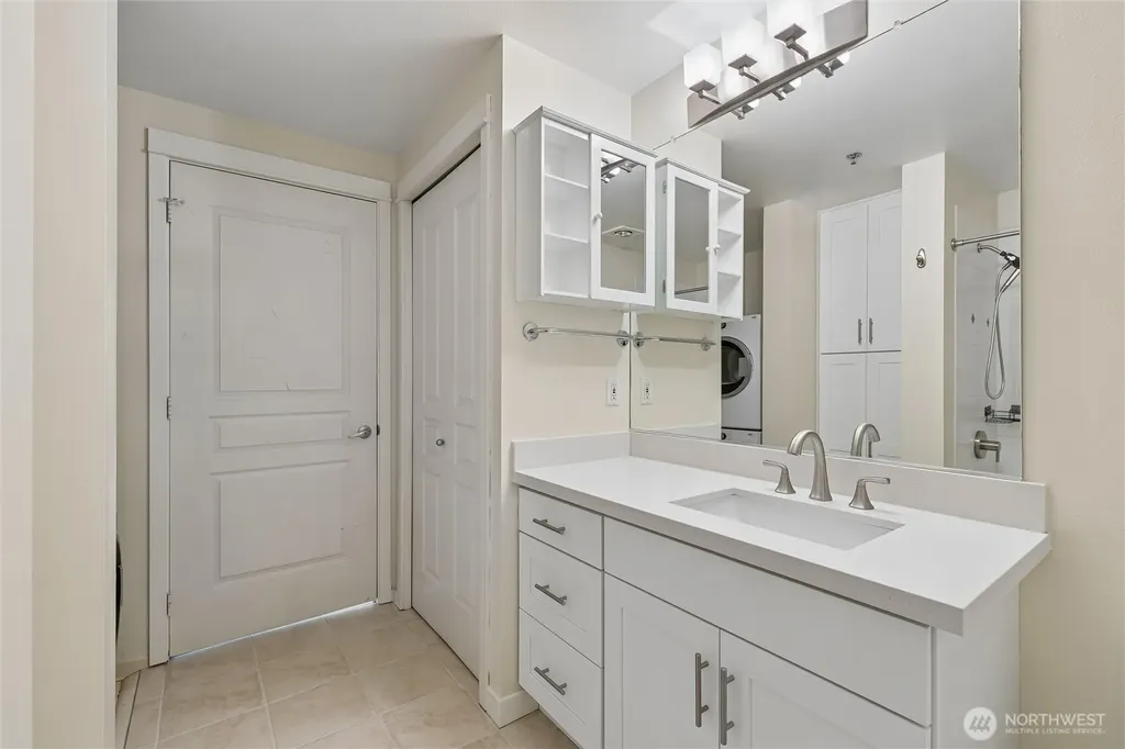 2801 1st Avenue Seattle WA 98121