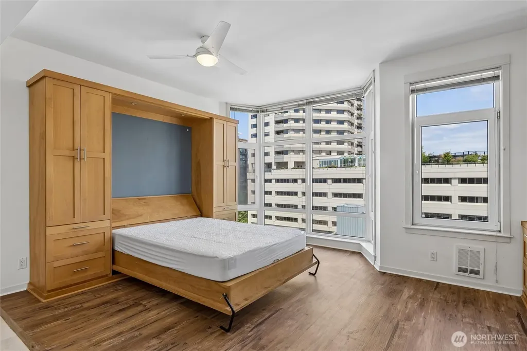 2801 1st Avenue Seattle WA 98121