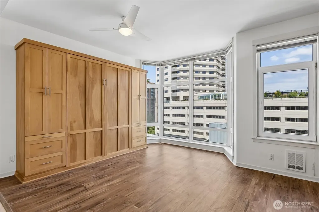 2801 1st Avenue Seattle WA 98121