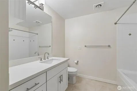 2801 1st Avenue Seattle WA 98121