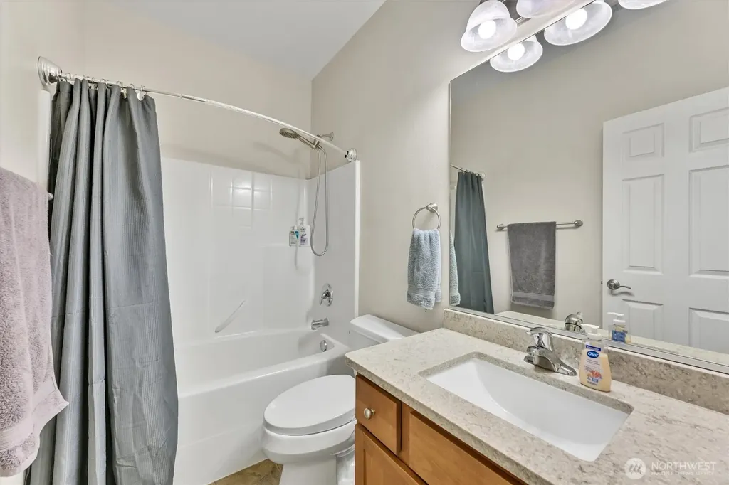 4921 Bend Drive NE Lacey WA 98516