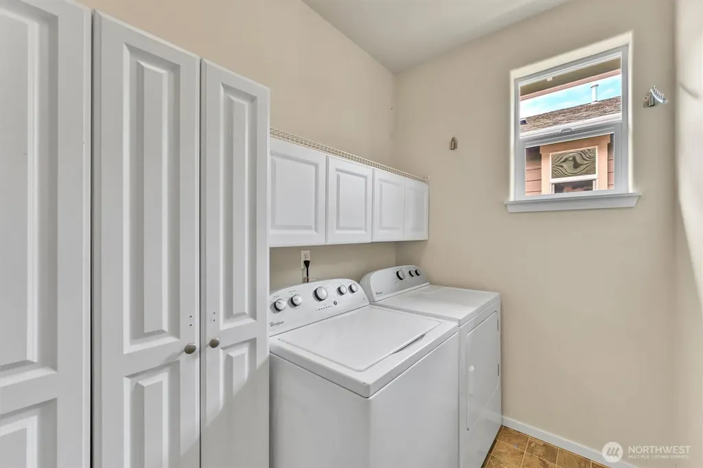 4921 Bend Drive NE Lacey WA 98516