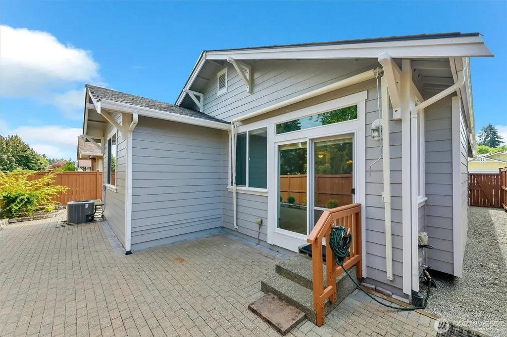 4921 Bend Drive NE Lacey WA 98516