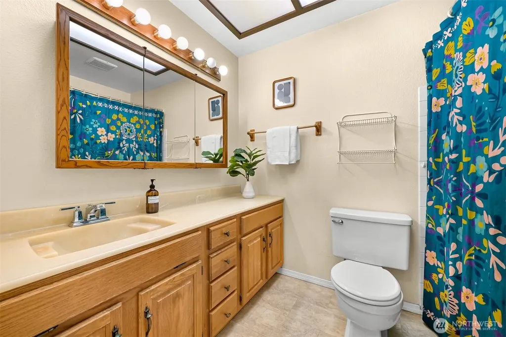 3418 Crestline Place Bellingham WA 98226