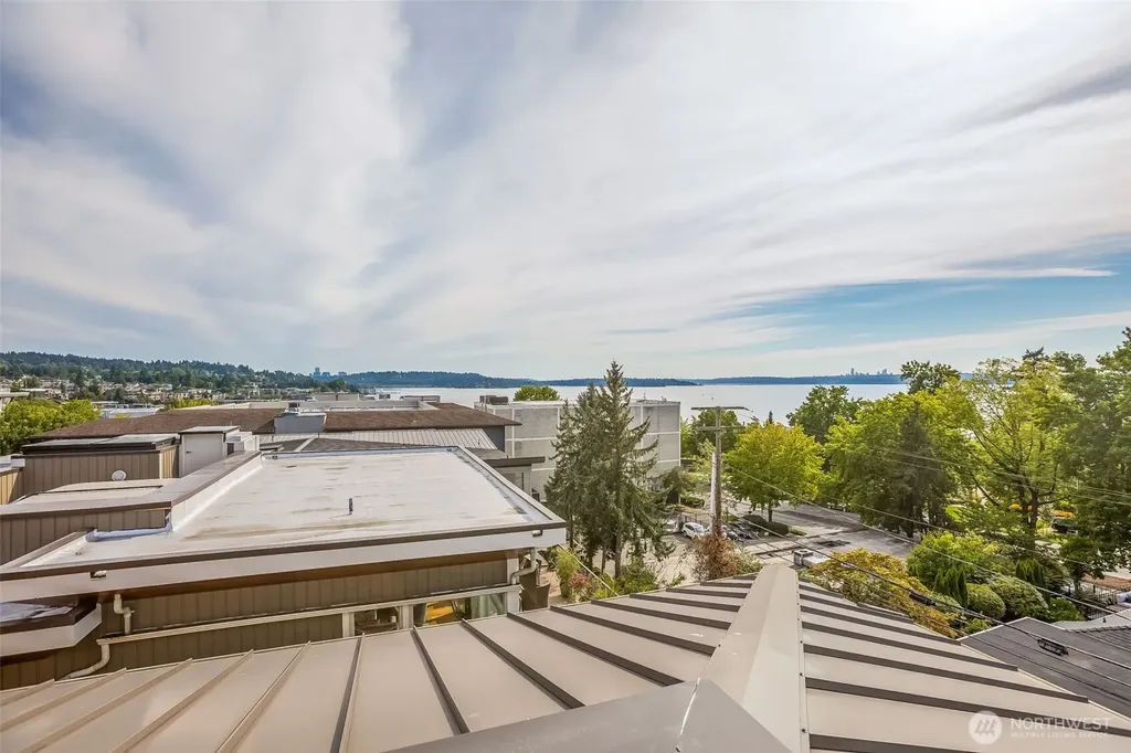 317 1st Street Kirkland WA 98033