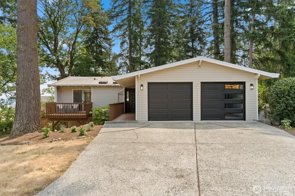 16639 SE 26th Place Bellevue WA 98008