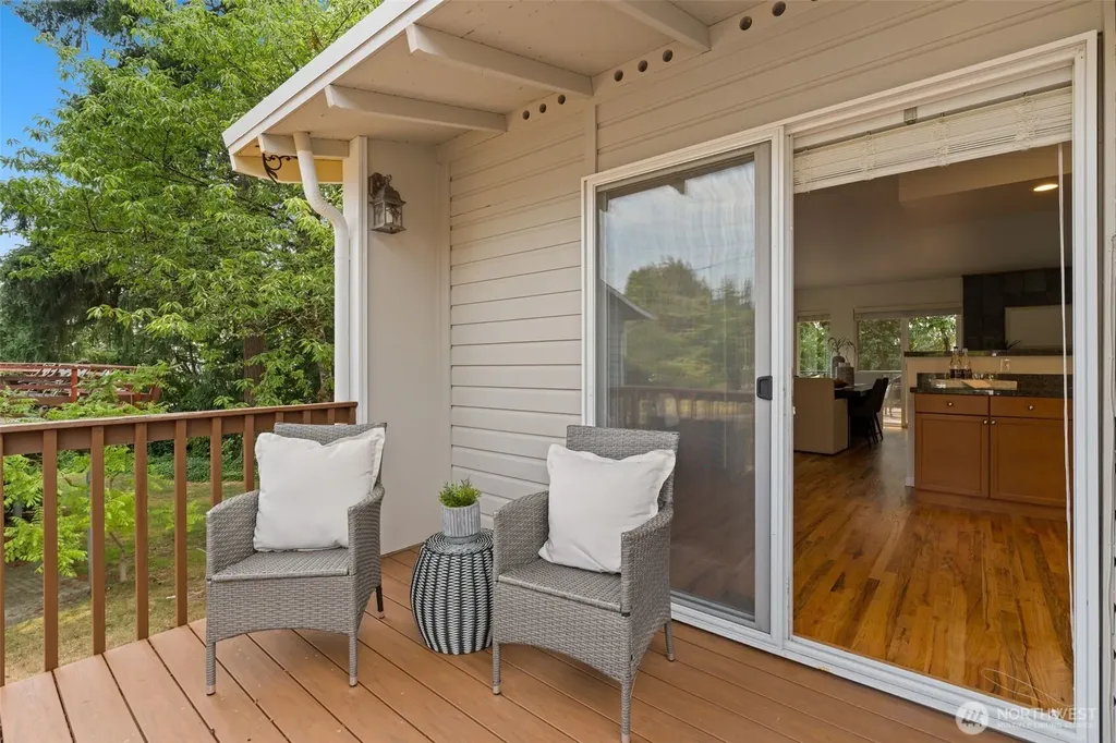 16639 SE 26th Place Bellevue WA 98008