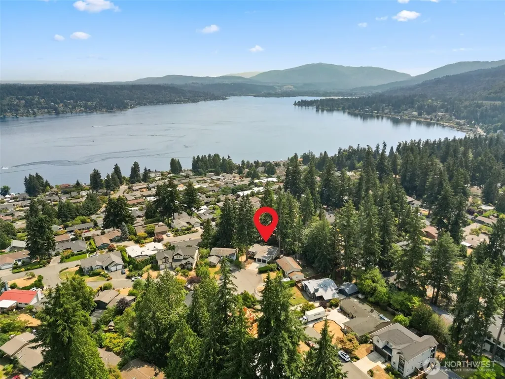16639 SE 26th Place Bellevue WA 98008