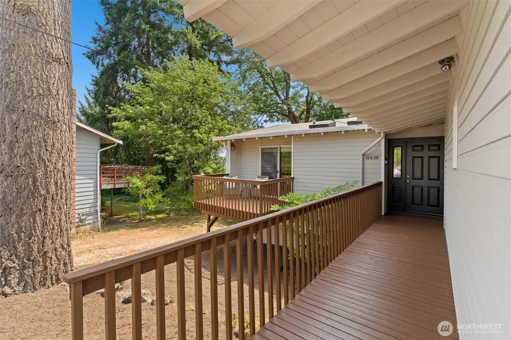 16639 SE 26th Place Bellevue WA 98008
