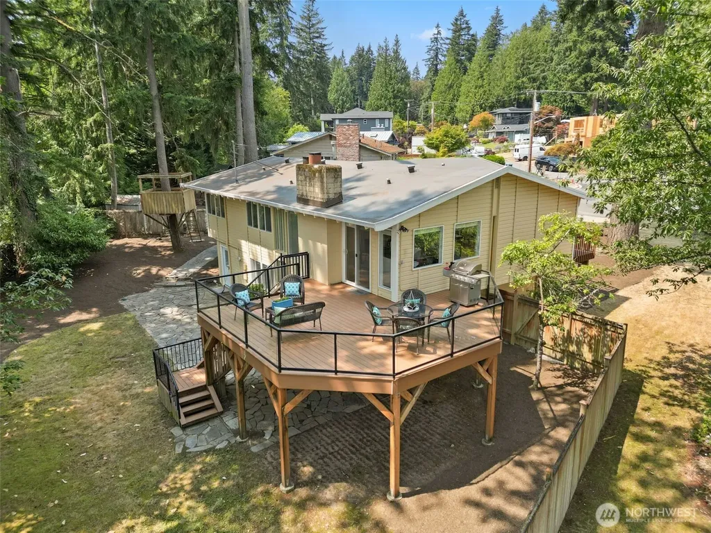 16639 SE 26th Place Bellevue WA 98008