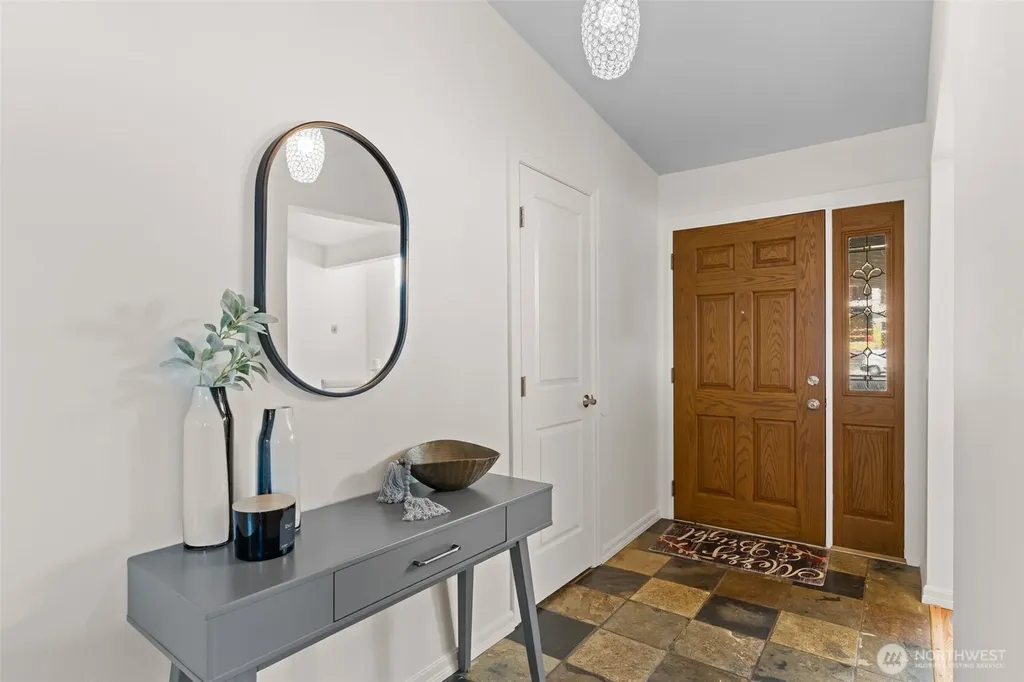 16639 SE 26th Place Bellevue WA 98008