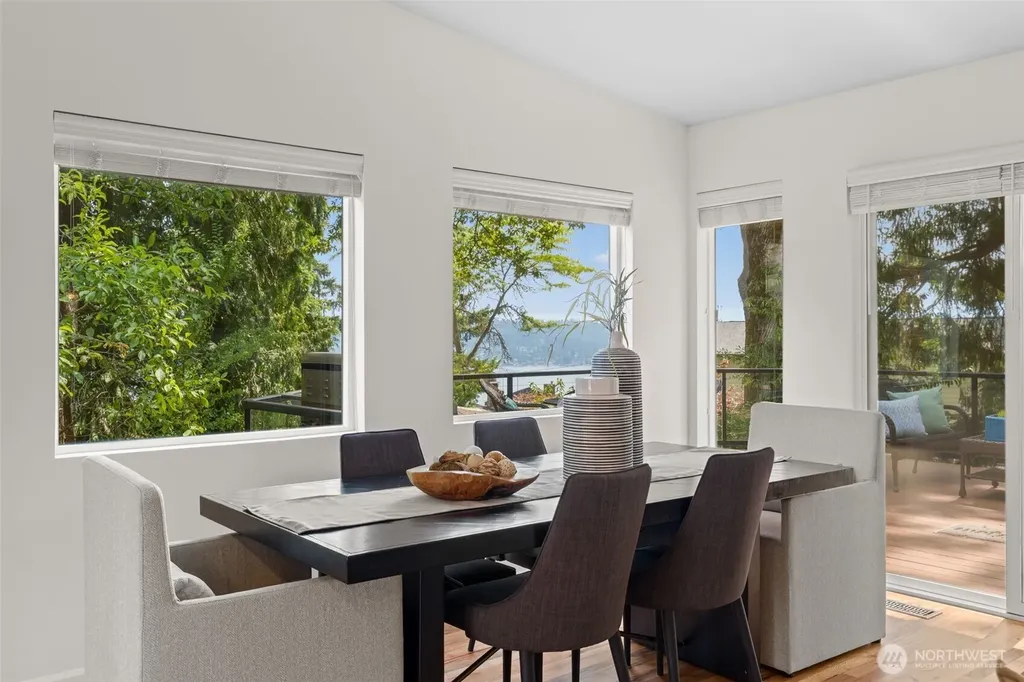 16639 SE 26th Place Bellevue WA 98008
