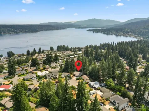 16639 SE 26th Place Bellevue WA 98008