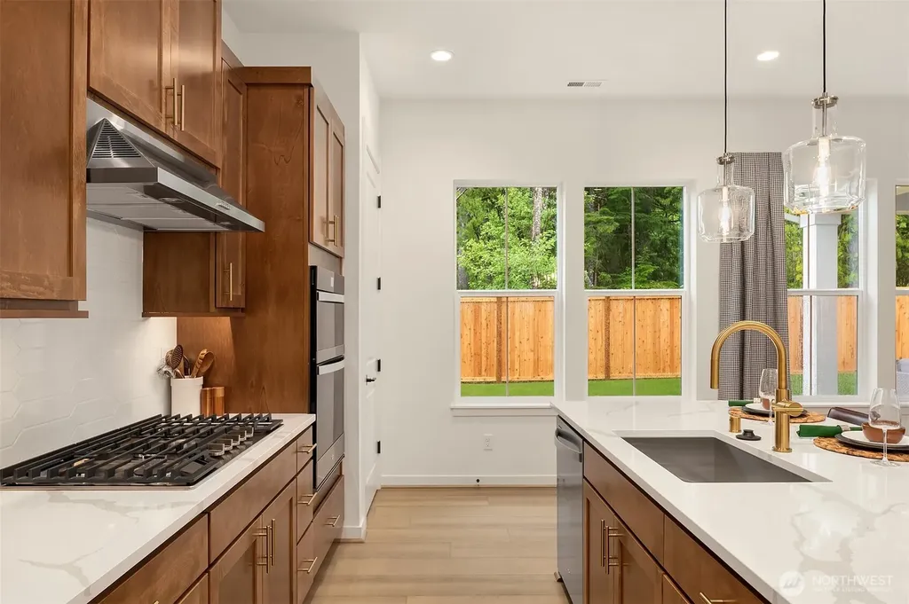 34103 Buckeye Avenue SE Black Diamond WA 98010
