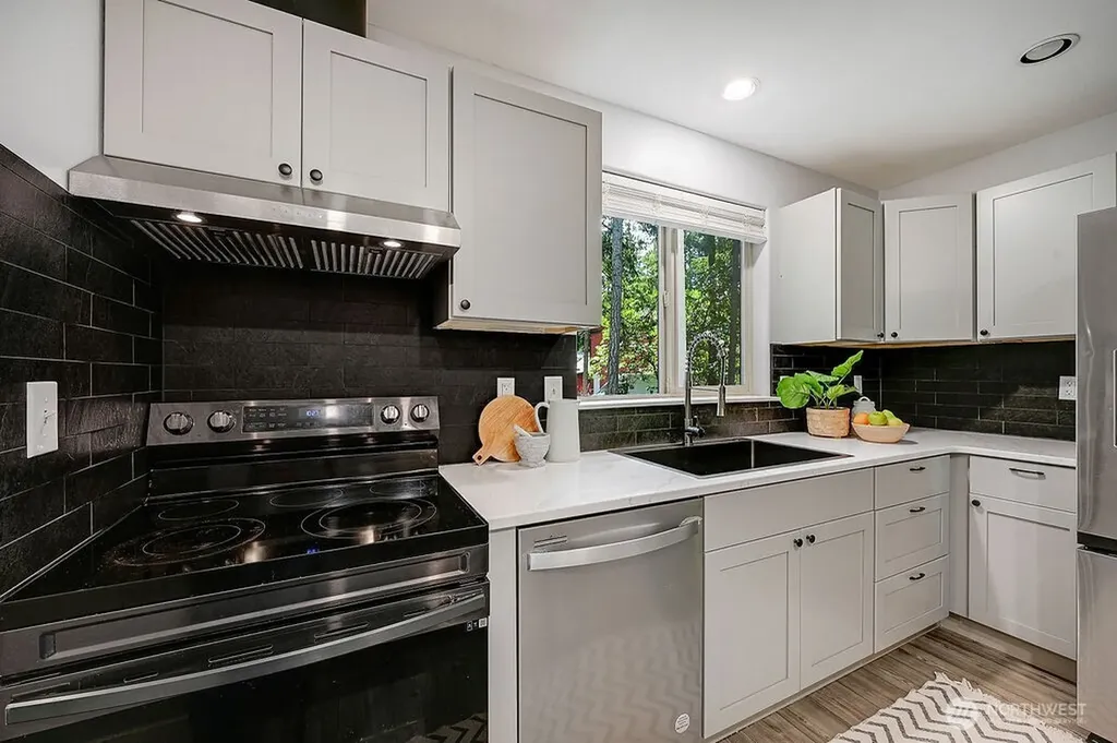52 Penny Lane Port Townsend WA 98368