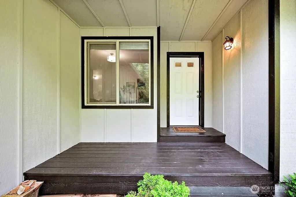 52 Penny Lane Port Townsend WA 98368