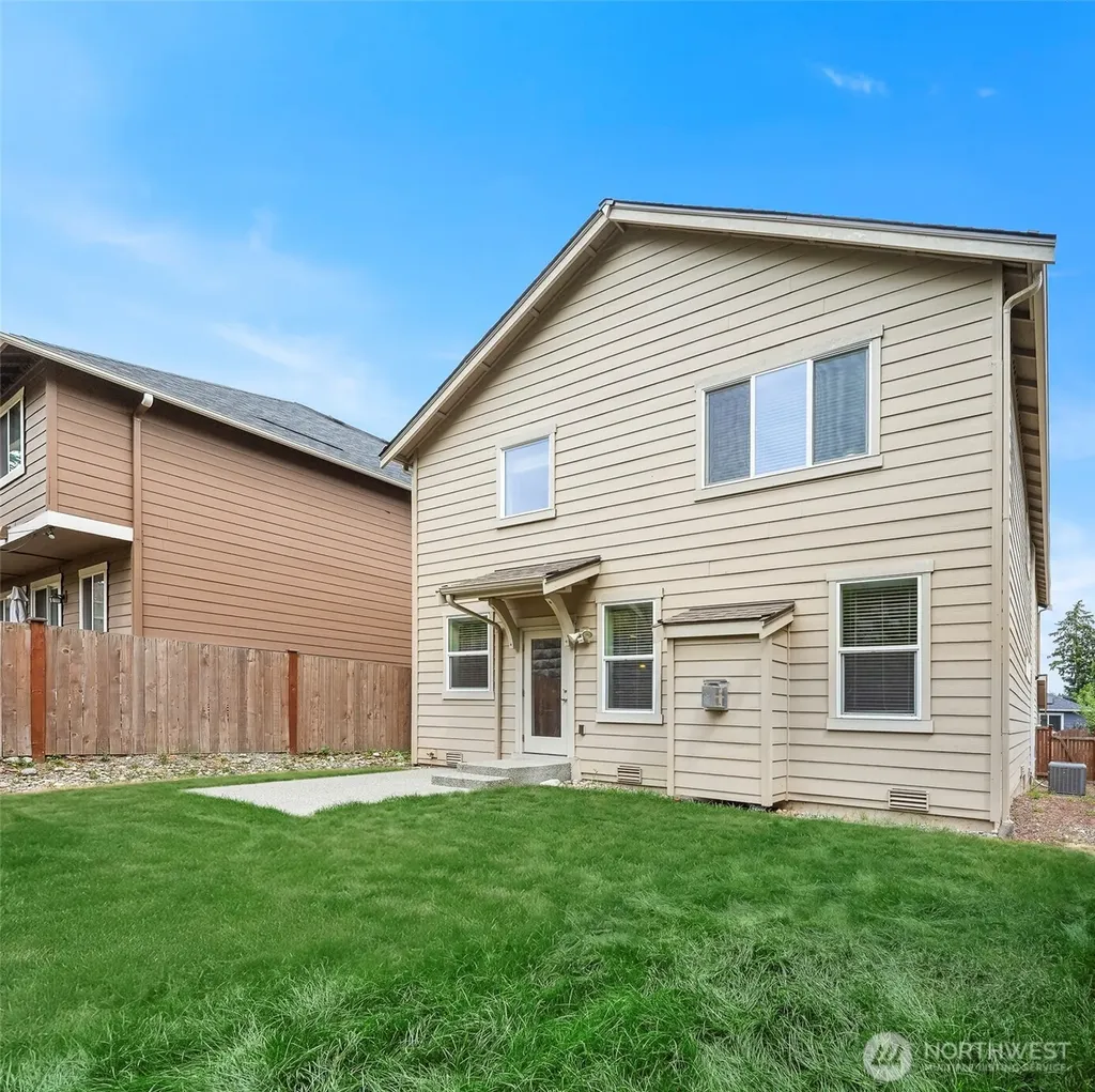 22803 SE 262nd Court Maple Valley WA 98038