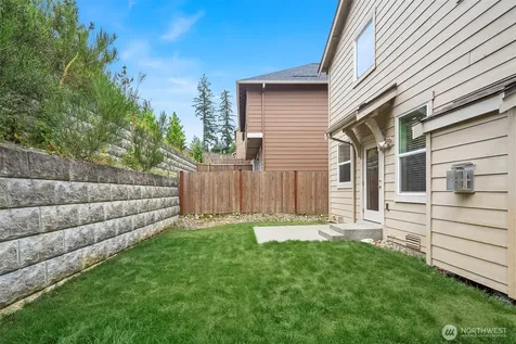 22803 SE 262nd Court Maple Valley WA 98038