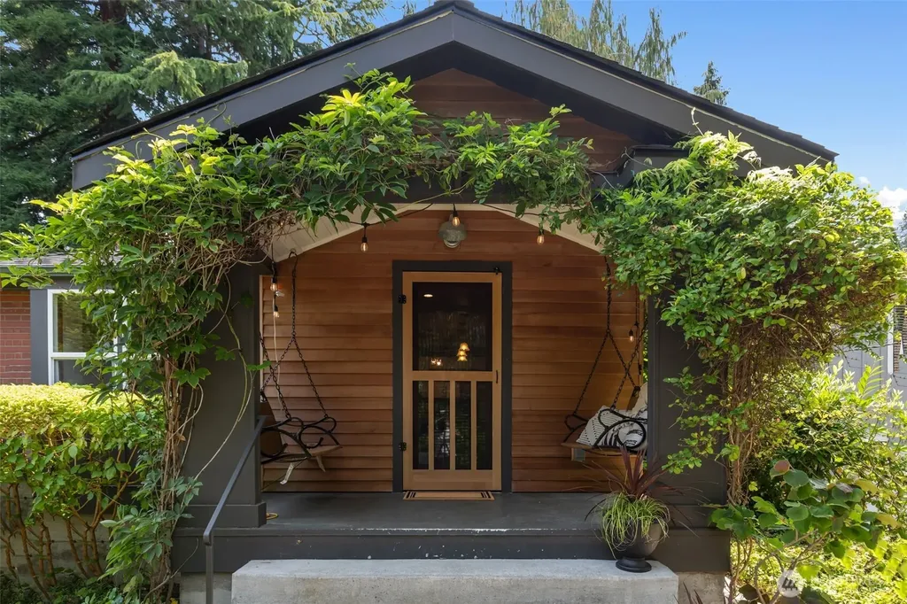 9602 26th Avenue NW Seattle WA 98117