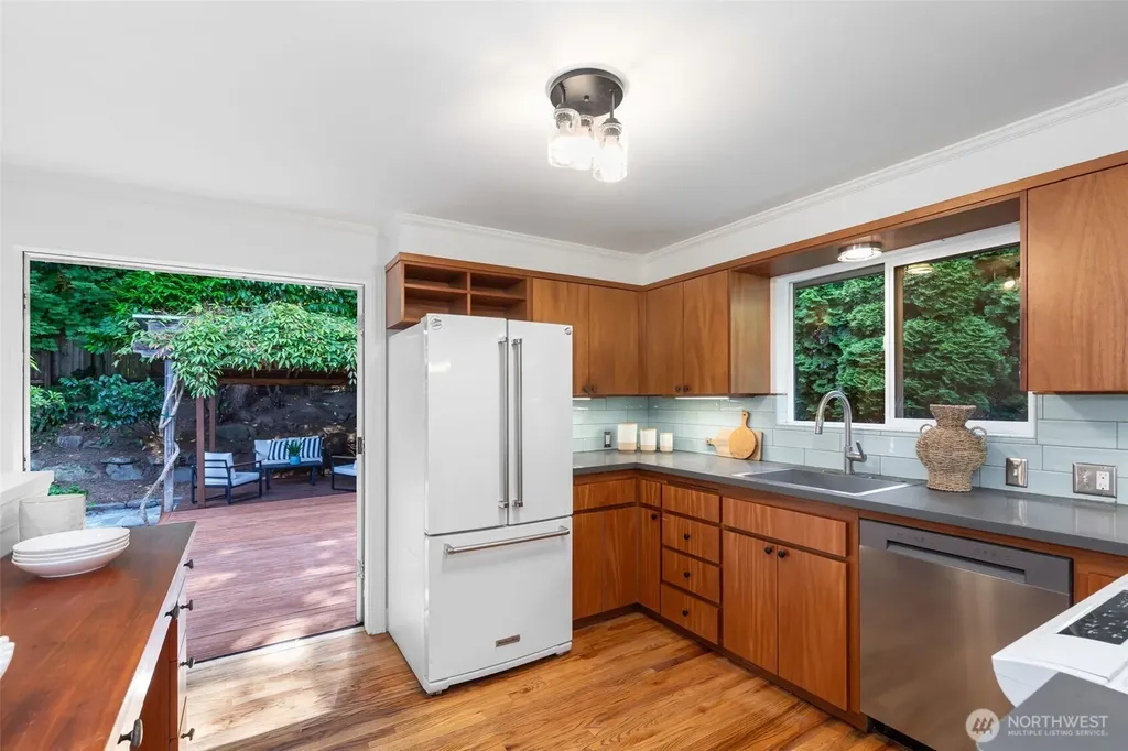 9602 26th Avenue NW Seattle WA 98117