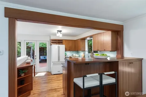 9602 26th Avenue NW Seattle WA 98117