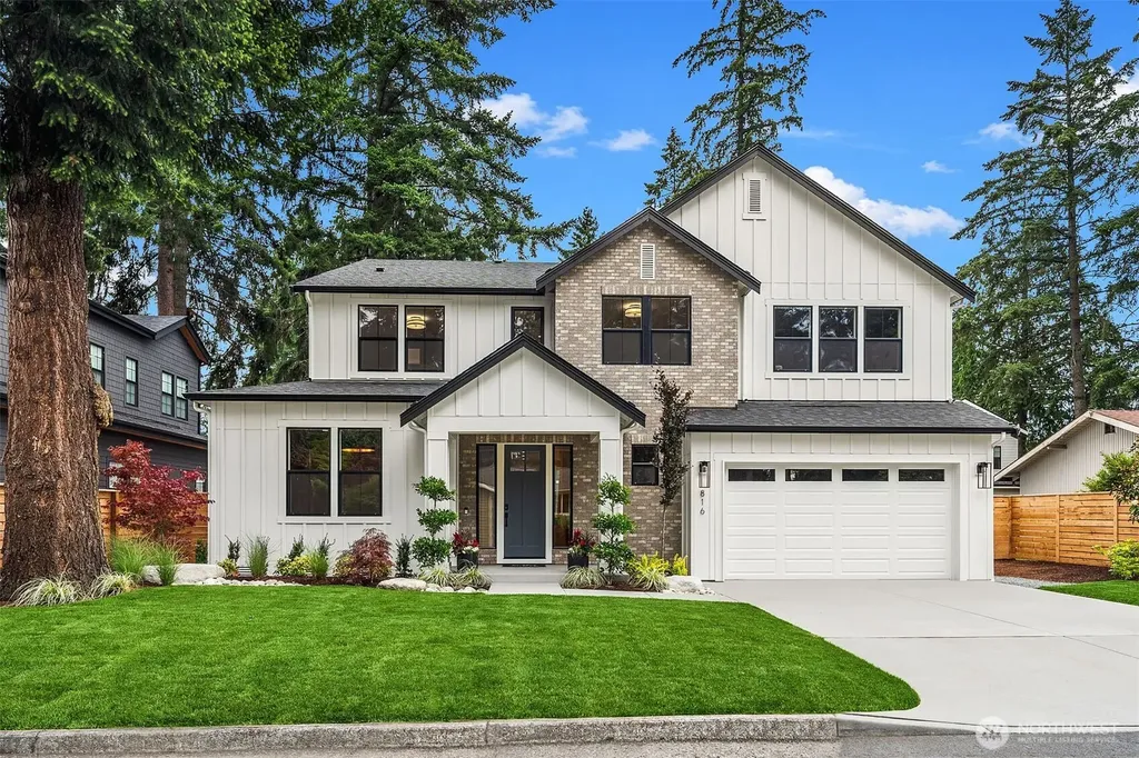 816 165th Avenue NE Bellevue WA 98008