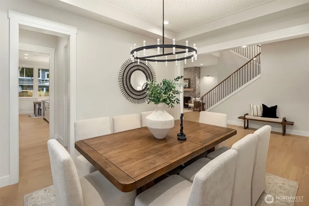816 165th Avenue NE Bellevue WA 98008