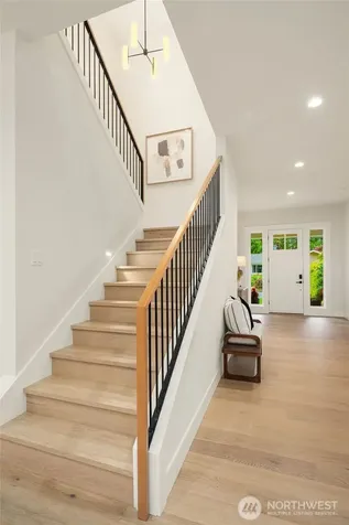 816 165th Avenue NE Bellevue WA 98008