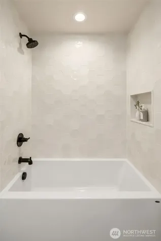 816 165th Avenue NE Bellevue WA 98008