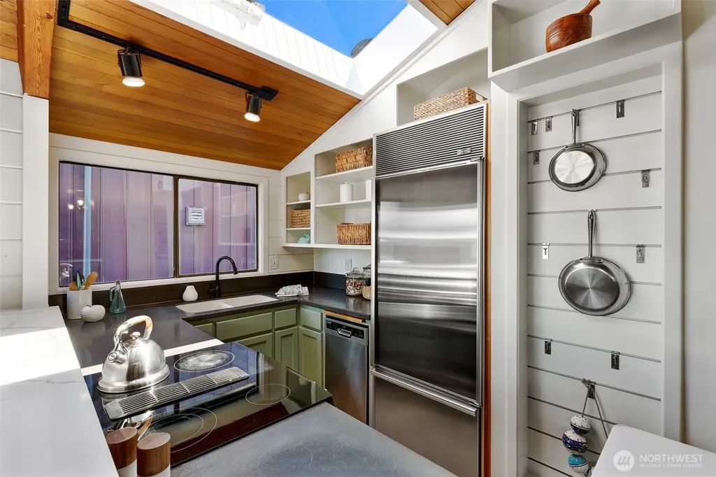 2822 Boyer Avenue E Seattle WA 98102