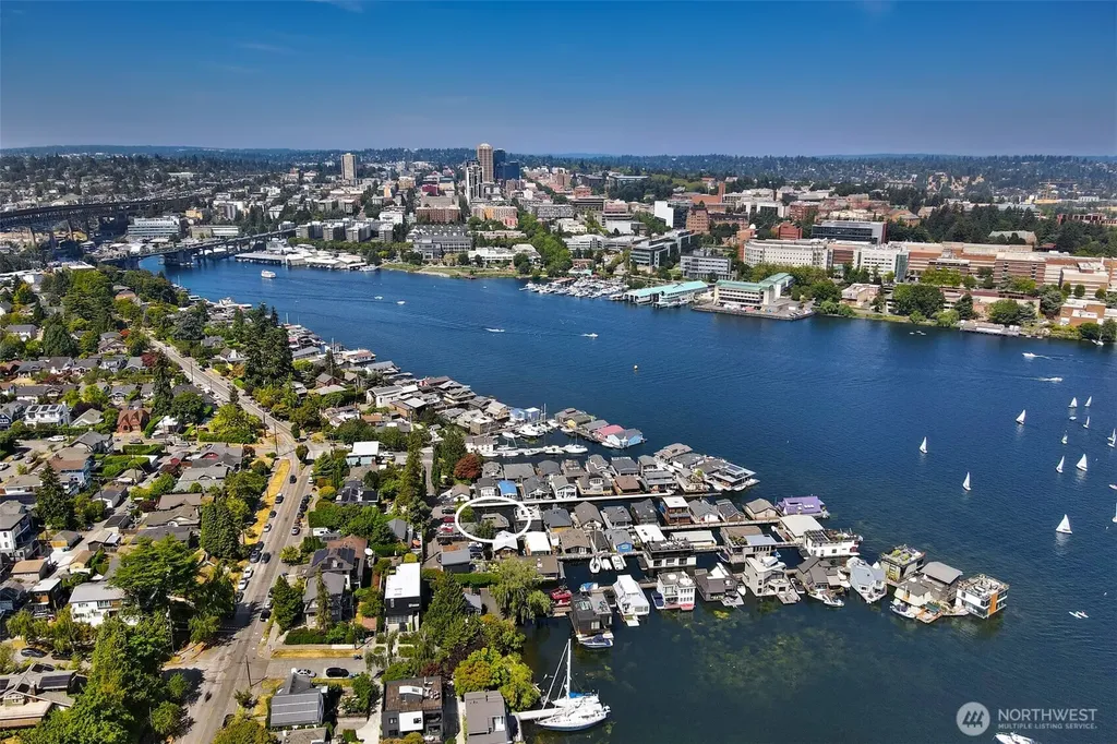 2822 Boyer Avenue E Seattle WA 98102