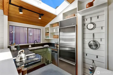 2822 Boyer Avenue E Seattle WA 98102